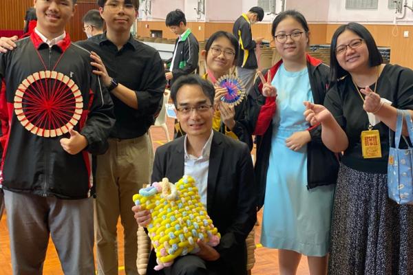 「鬆緊之間」：編織藝術與精神健康教育的創新計劃